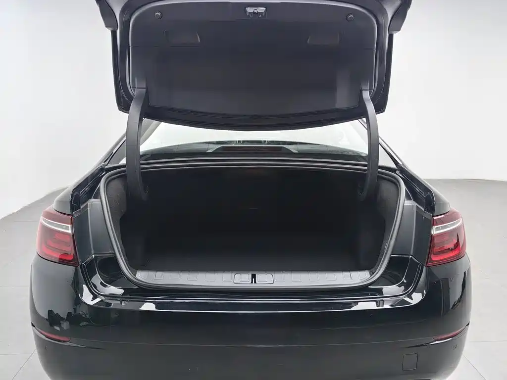 Citroën C6 2021 — фото 16
