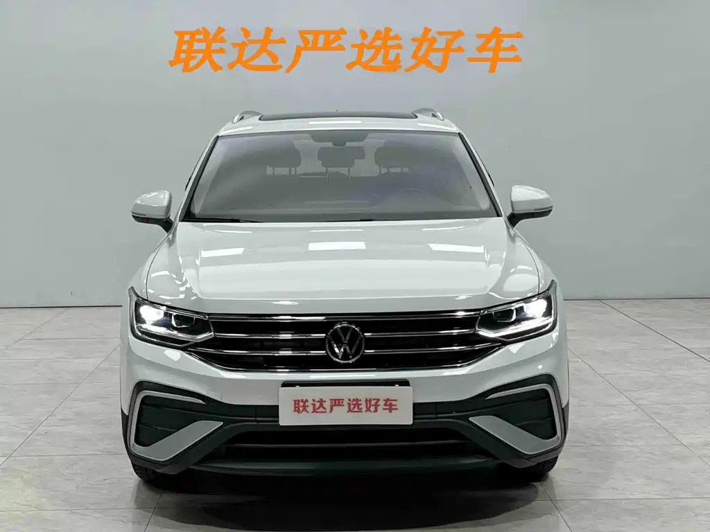 Volkswagen Tiguan L 2022 — фото 22