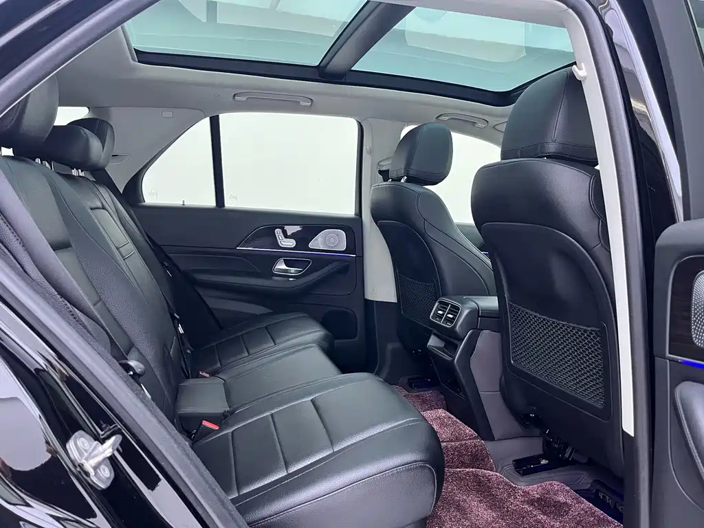 Mercedes-Benz GLE 2019 — фото 12