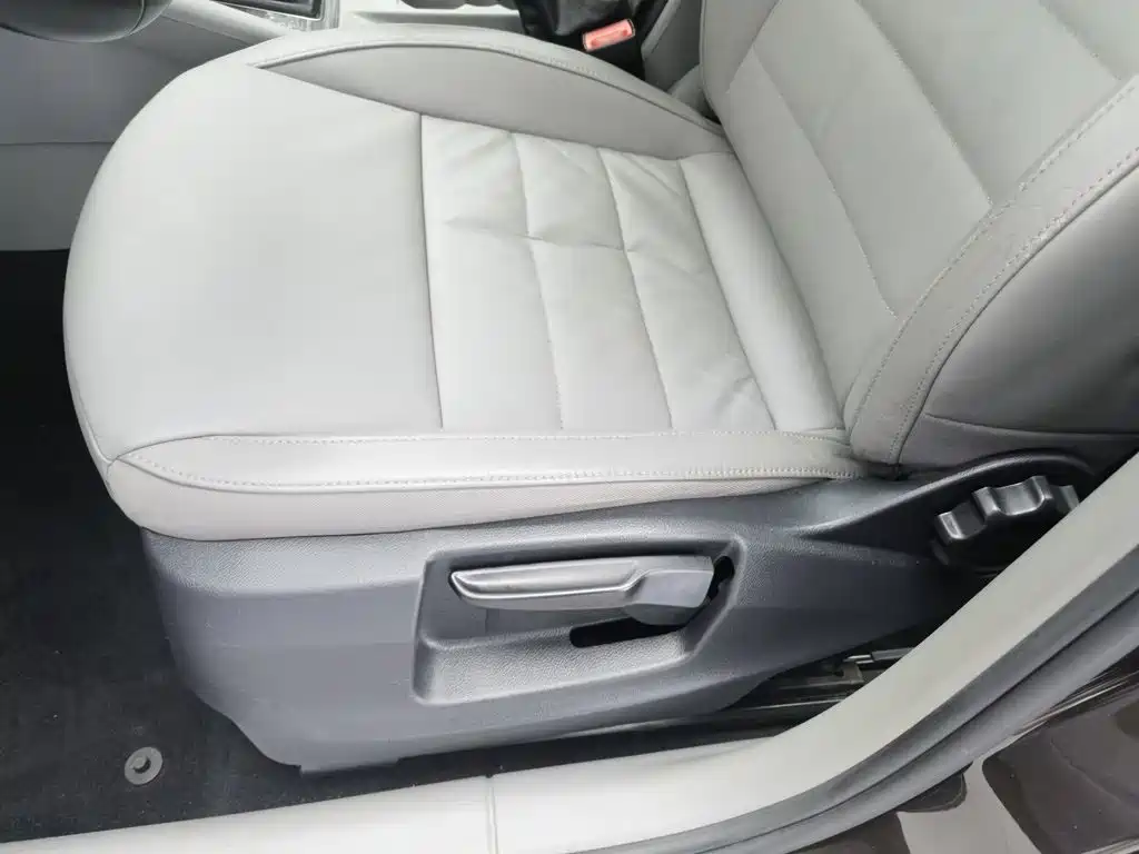 Skoda Octavia 2014 — фото 20
