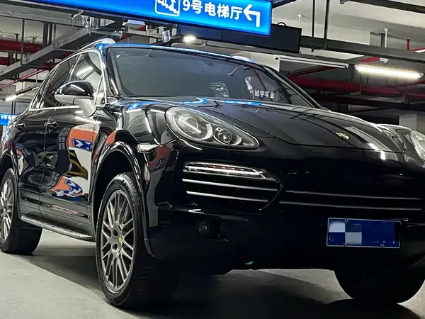 Porsche Cayenne 2012