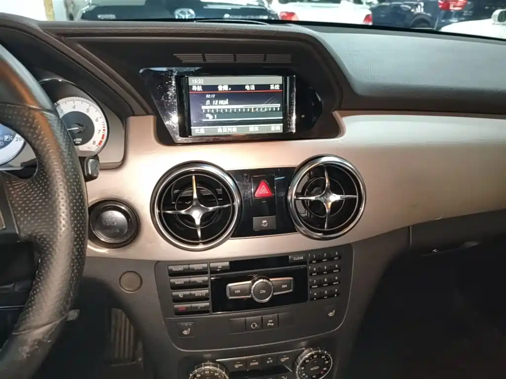 Mercedes-Benz GLK-Class 2014 — фото 13