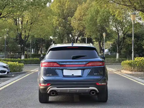Lincoln MKC 2019
