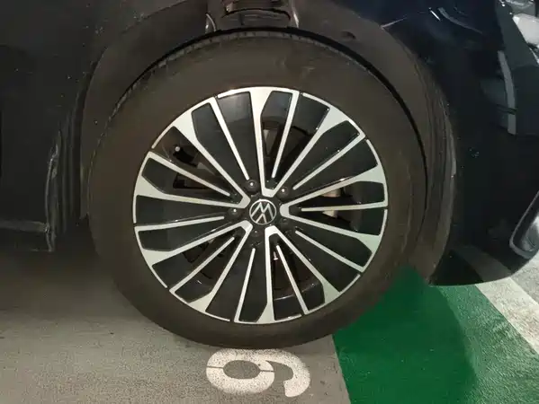 Volkswagen Magotan 2025