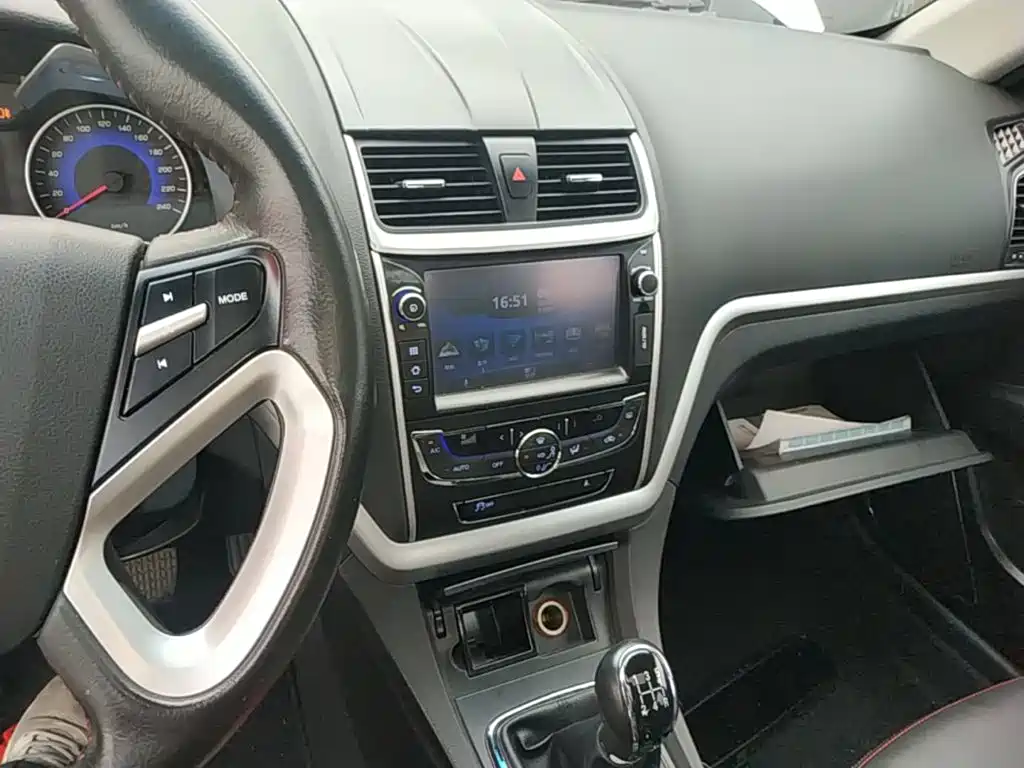 Geely Emgrand 2015 — фото 13
