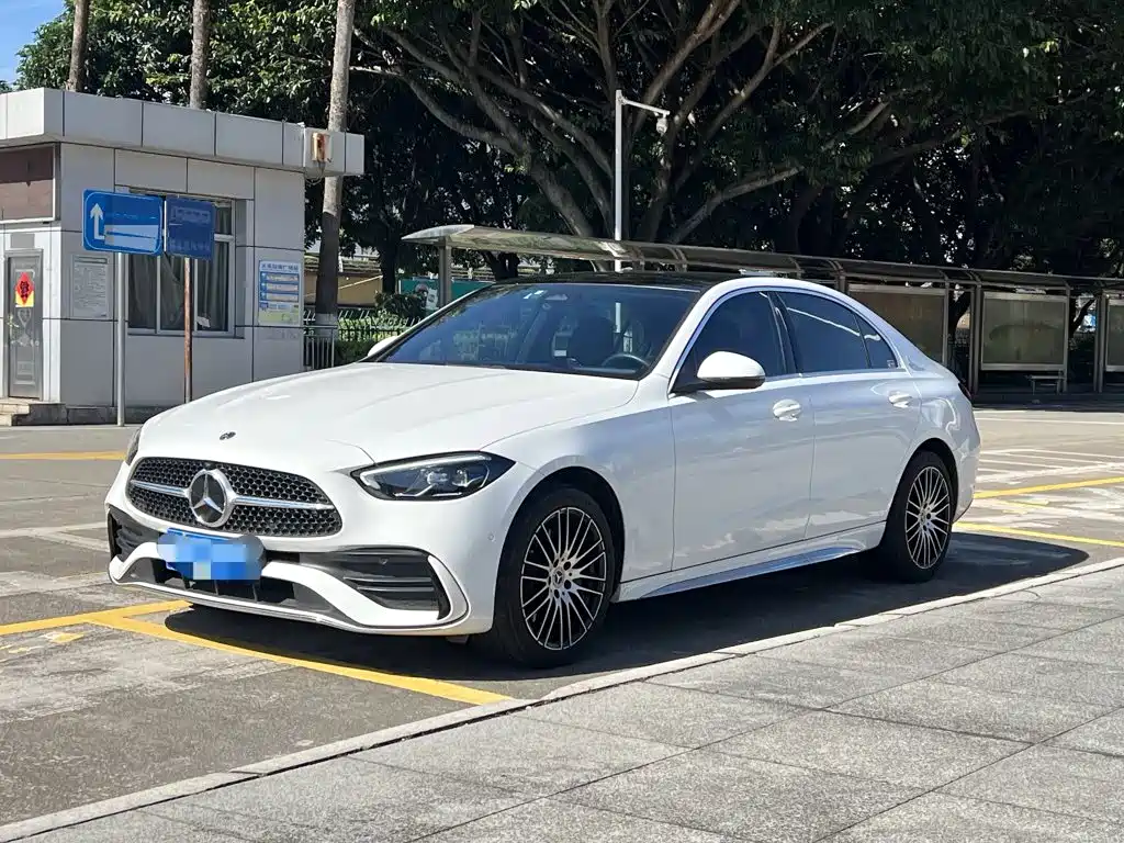 Mercedes-Benz C-Class 2022