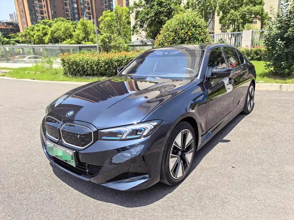 BMW i3 2024 — фото 1