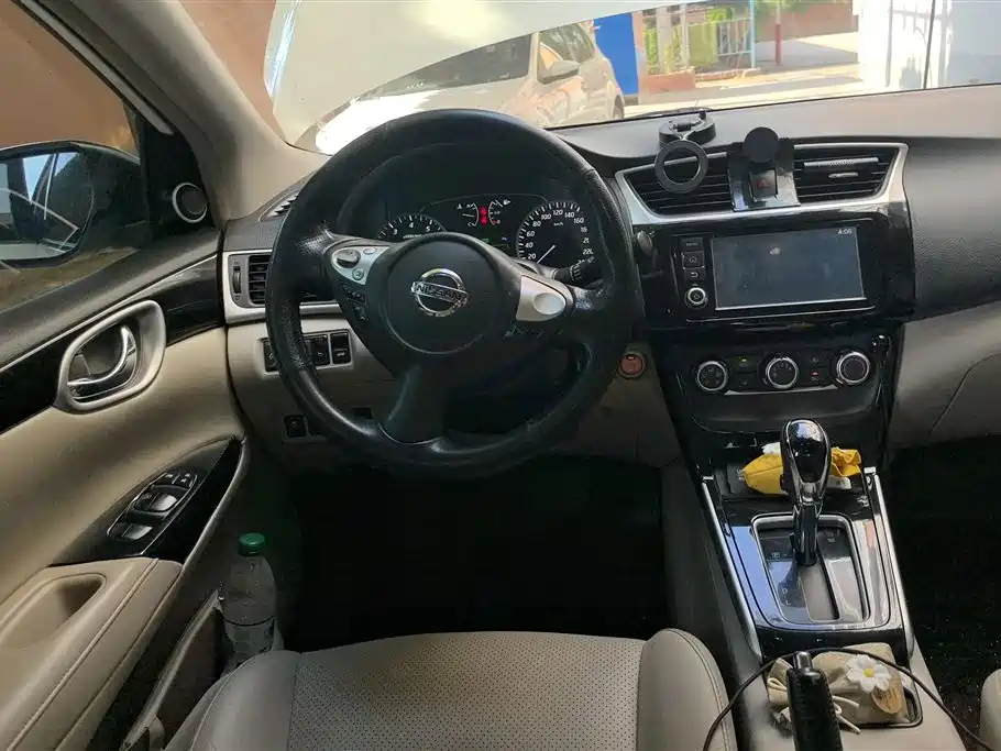 Nissan Sylphy 2017 — фото 15