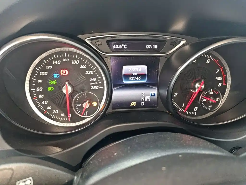 Mercedes-Benz GLA 2018 — фото 12
