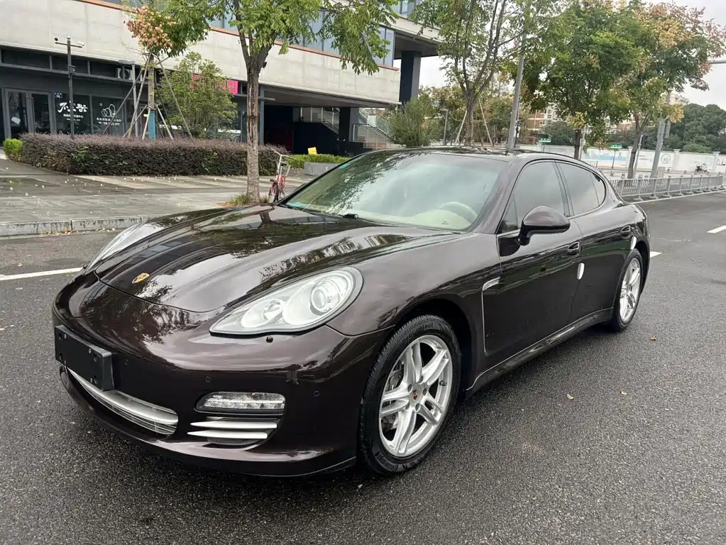 Porsche Panamera 2013