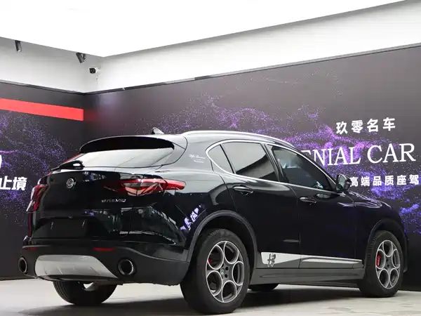 Alfa Romeo Stelvio 2020