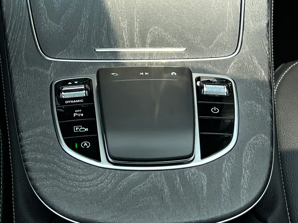 Mercedes-Benz E-Class 2023 — фото 19