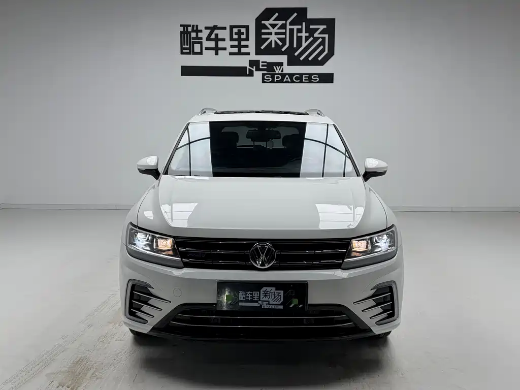 Volkswagen Tiguan L PHEV 2021 — фото 2