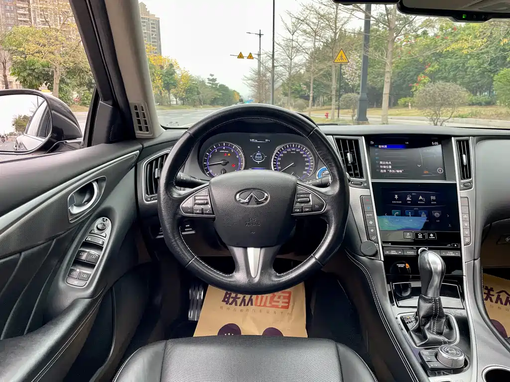 Infiniti Q50L 2018 — фото 4