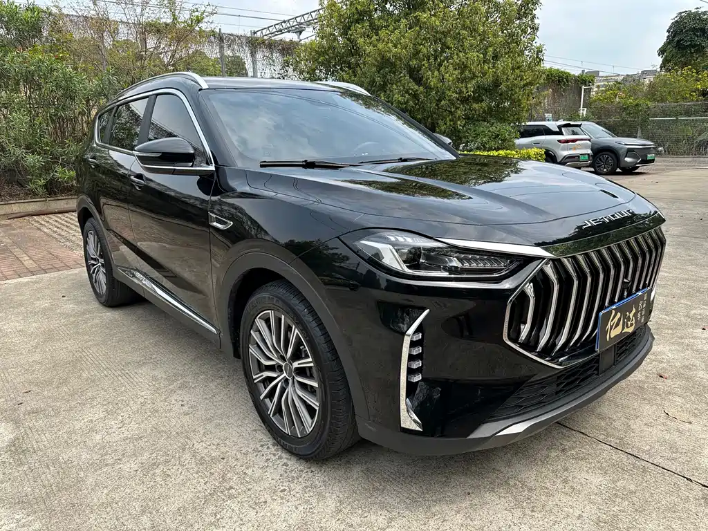 Jetour Jietu X70 PLUS 2025 — фото 9