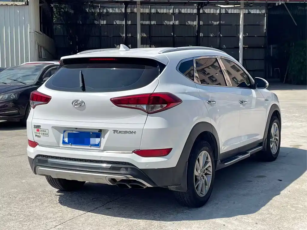 Hyundai Tucson 2016 — фото 8