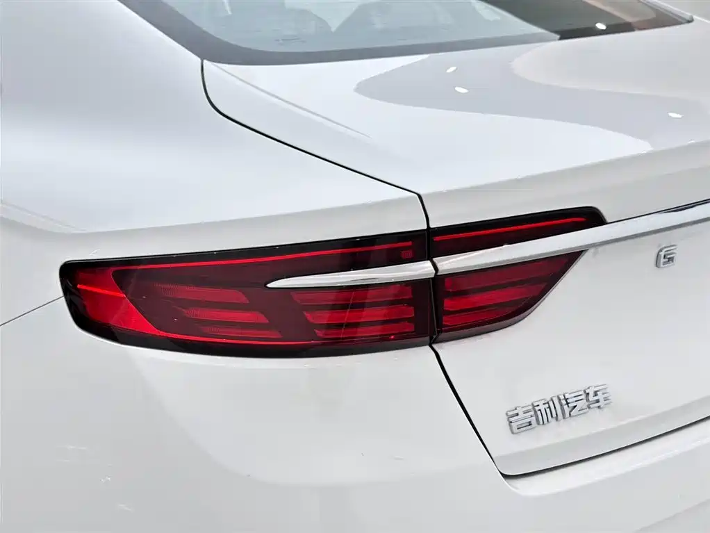Geely Xingrui — фото 18