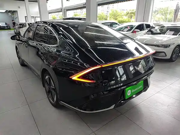Wuling Starlight 2024