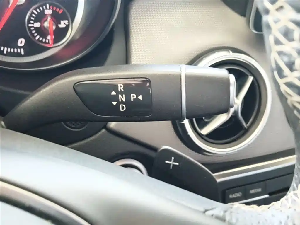 Mercedes-Benz CLA 2017 — фото 14