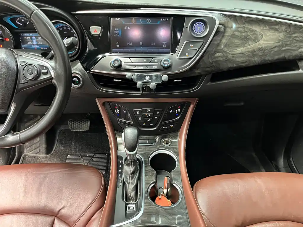 Buick Envision Plus 2015 — фото 11