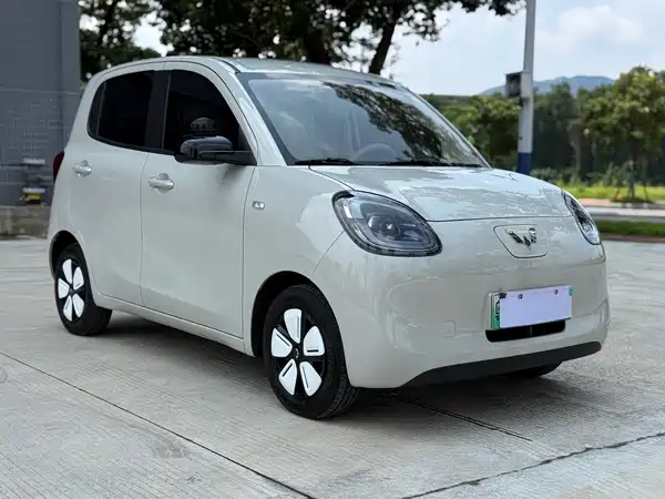Wuling Hongguang MINIEV 2025