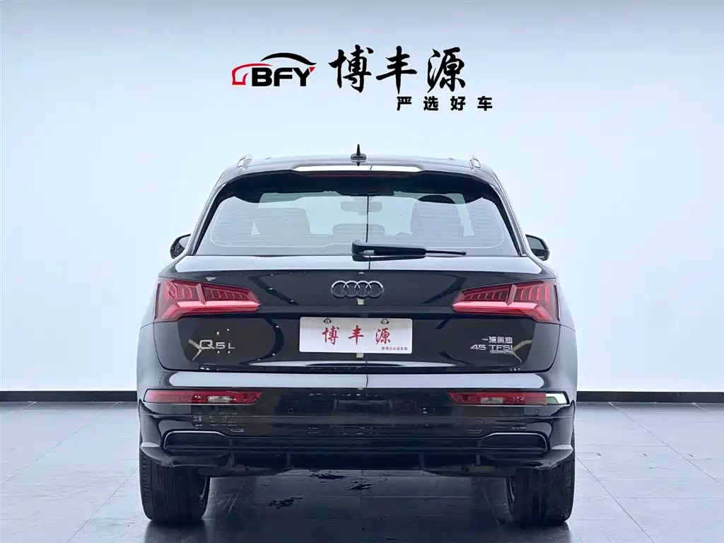 Audi Q5L 2020 — фото 4