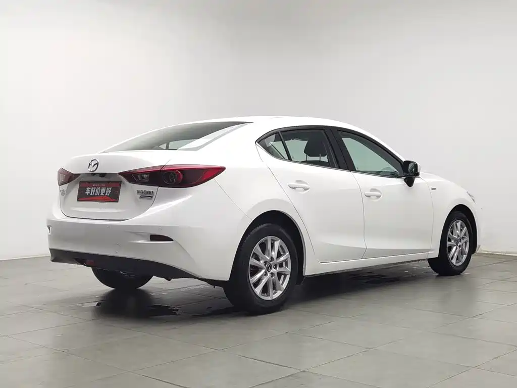 Mazda 3 Axela 2019 — фото 2