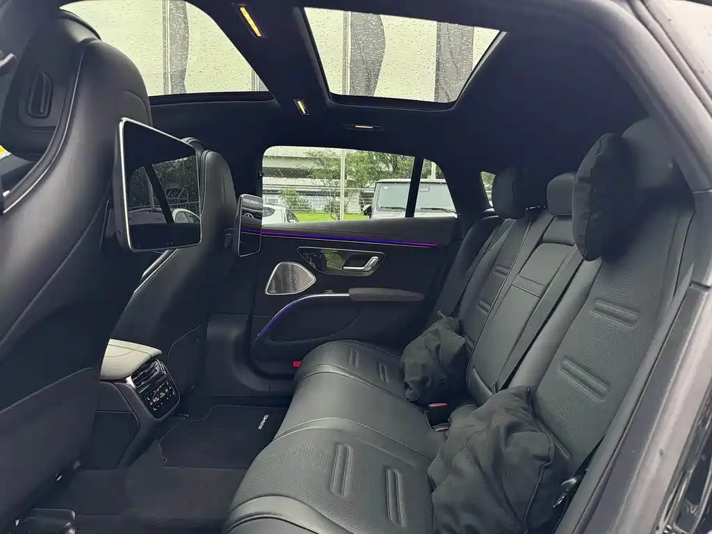 Mercedes-Benz EQS AMG 2025 — фото 7