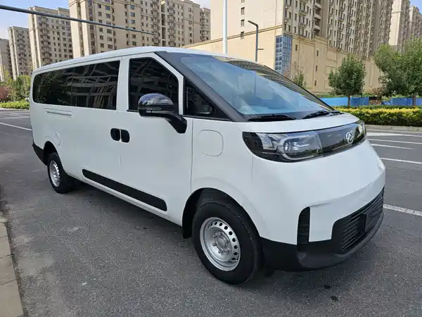 Maxus Dana V1L 2026