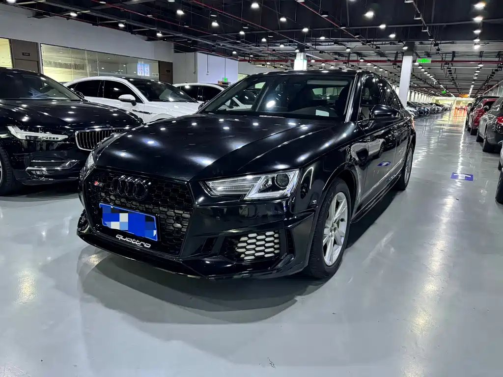 Audi A4L 2017
