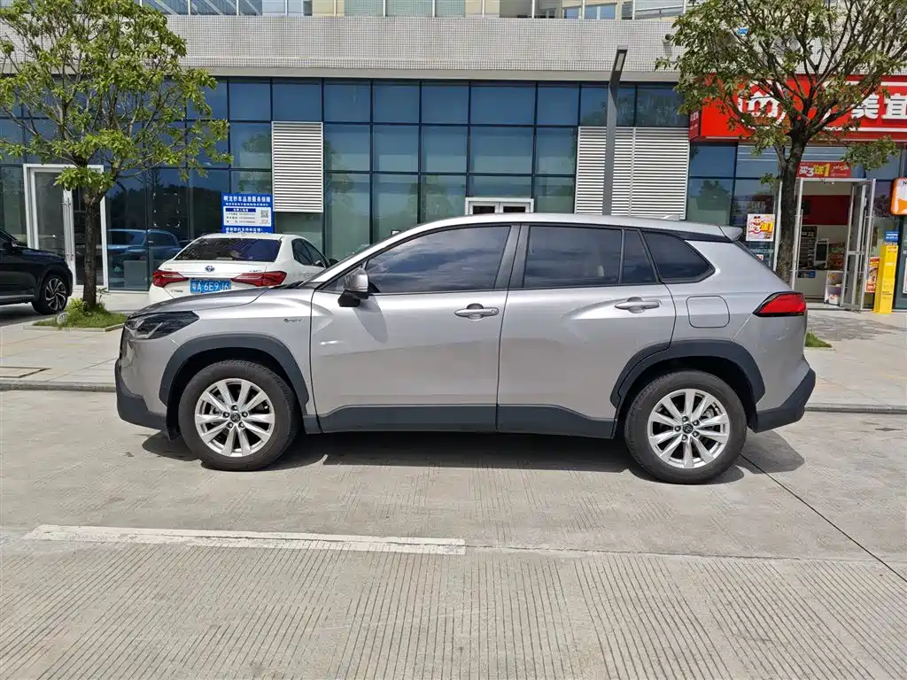 Toyota Corolla Cross 2025