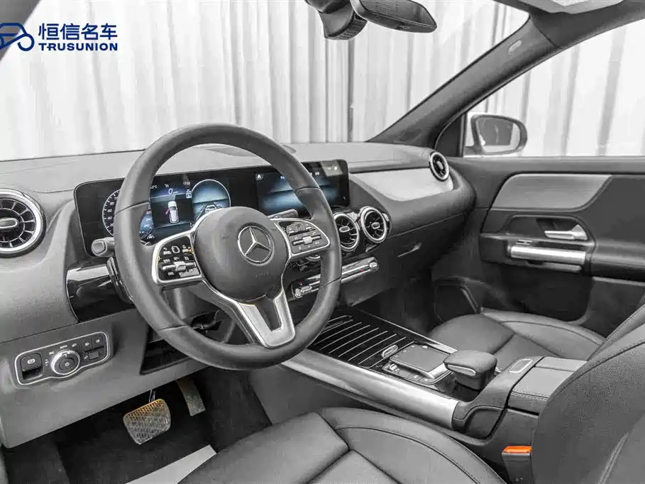 Mercedes-Benz GLA 2023 — фото 12