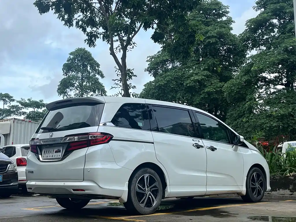 Honda Odyssey 2016