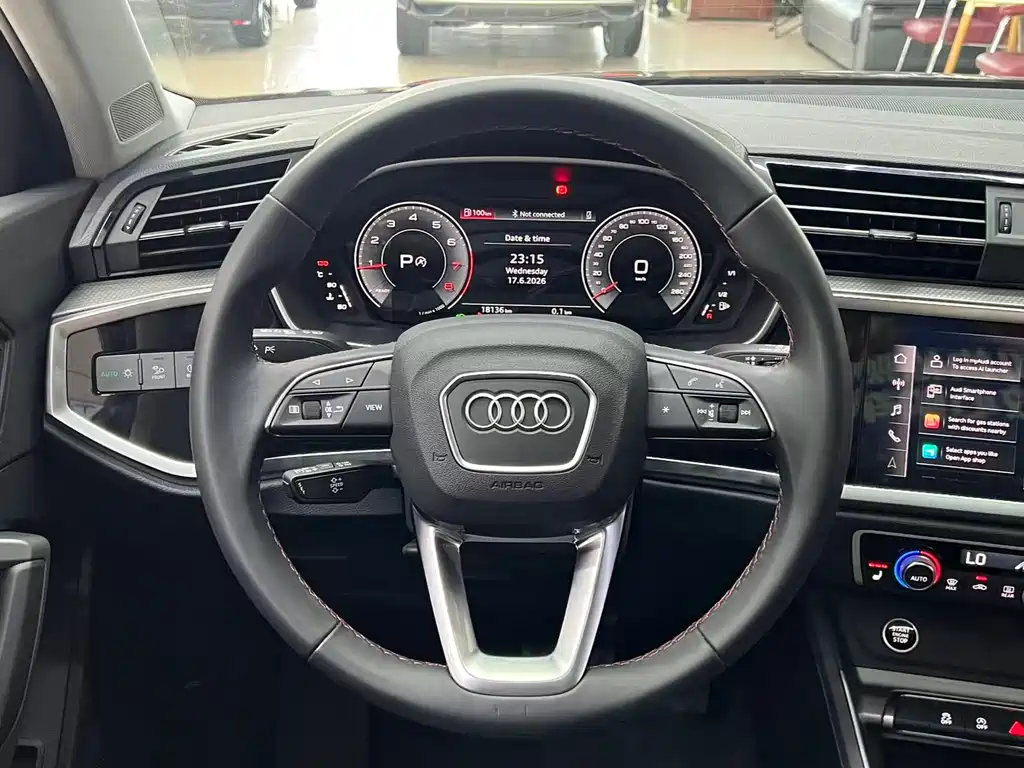 Audi Q3 2022 — фото 10