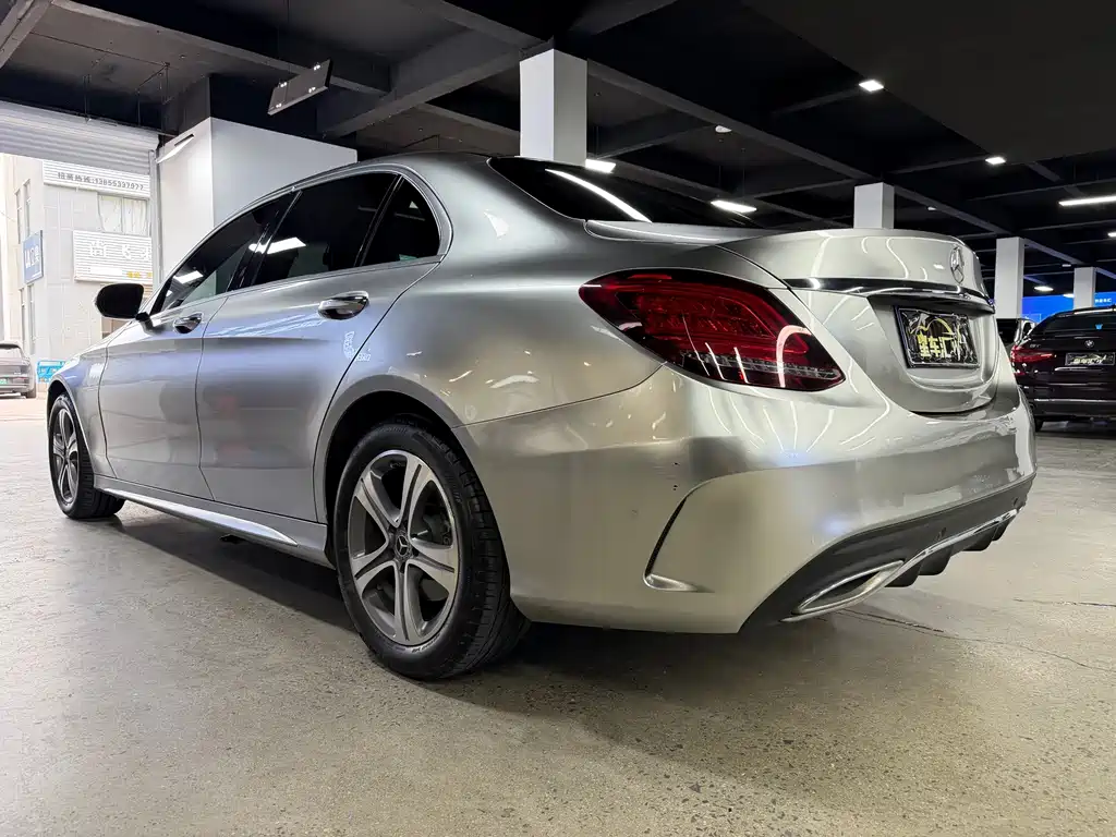 Mercedes-Benz C-Class 2020 — фото 11