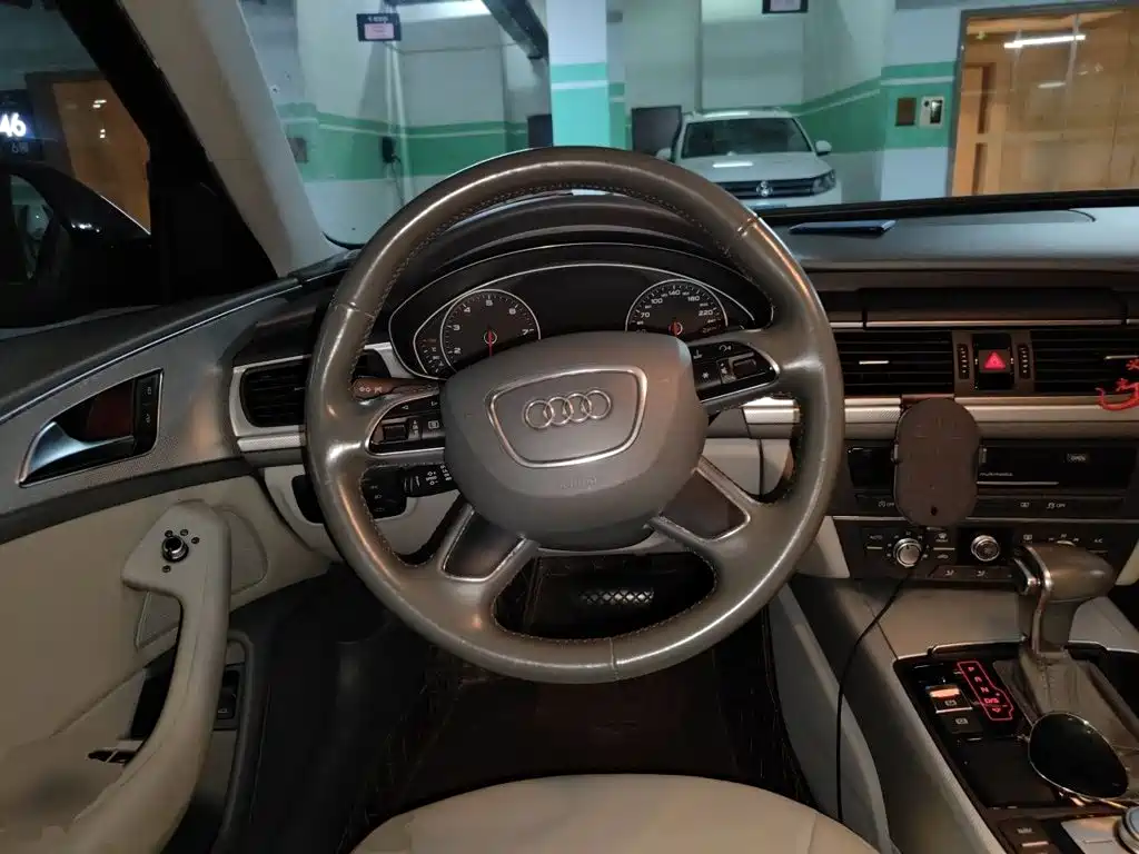 Audi A6L 2016