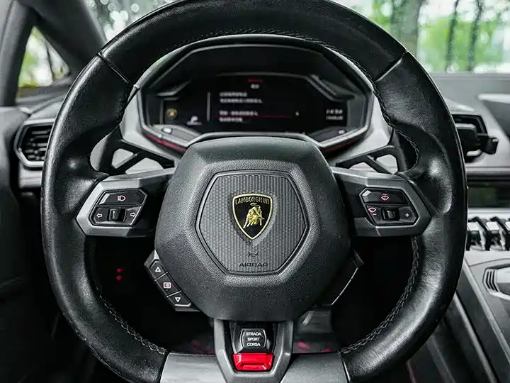 Lamborghini Huracán 2017 — фото 16