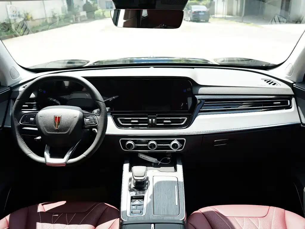 Hongqi HS5 2026