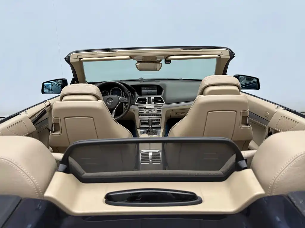 Mercedes-Benz E-Class 2013 — фото 20