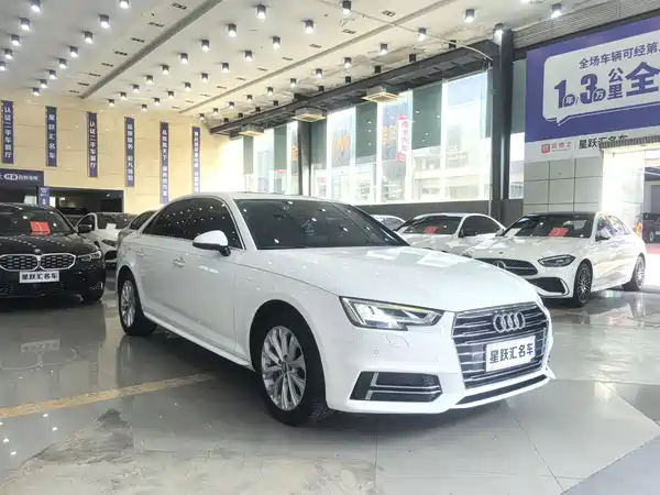 Audi A4L 2019