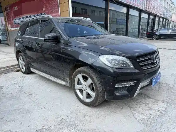 Mercedes-Benz M-Class 2014