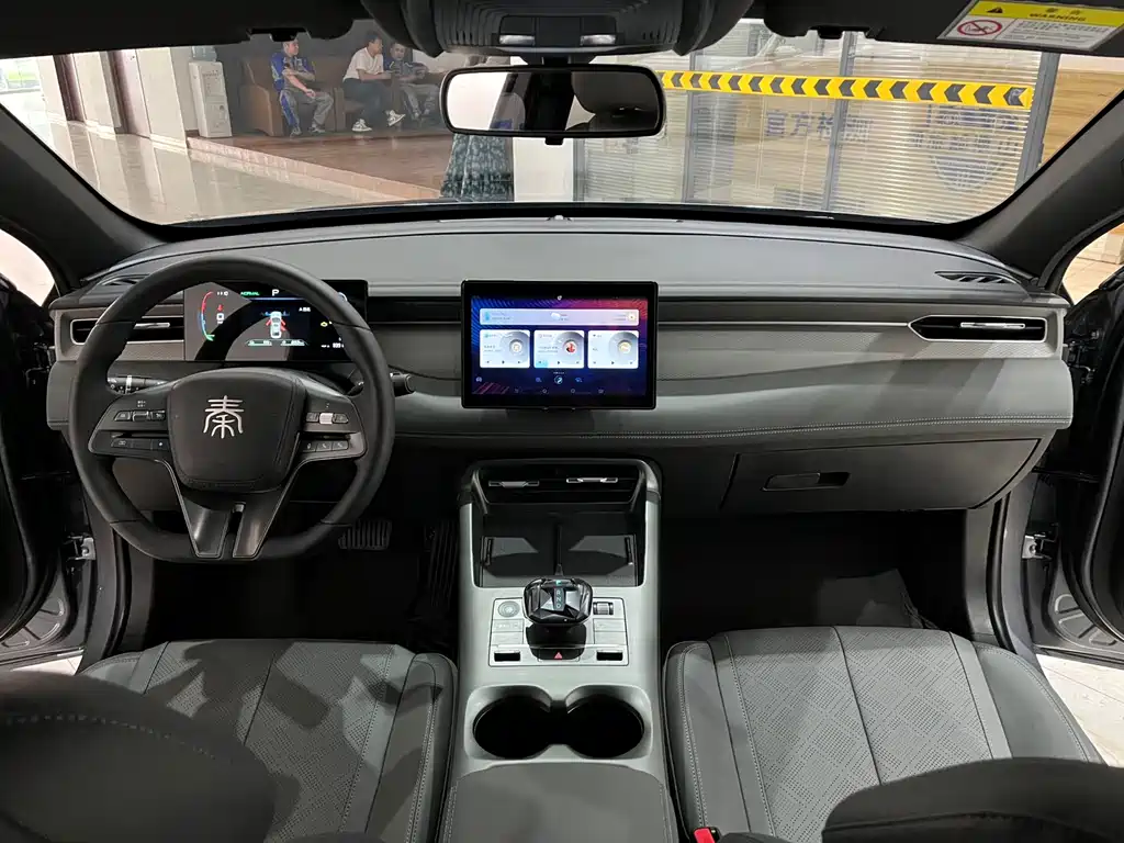 BYD Qin PLUS 2025 — фото 11