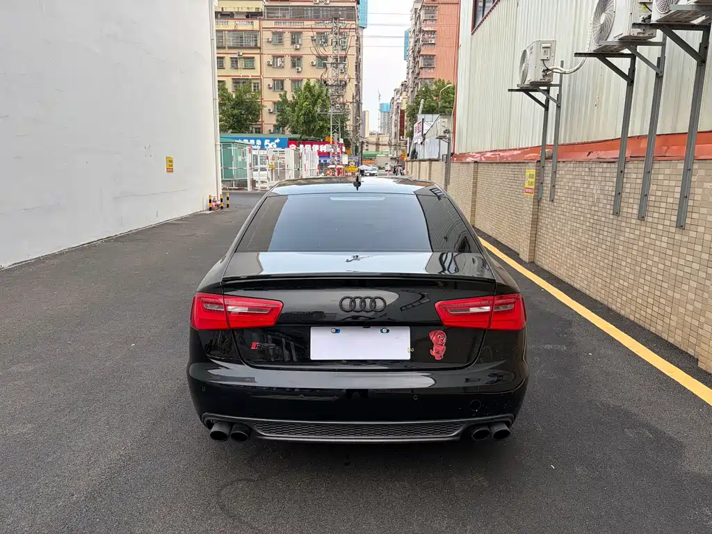 Audi A6L 2015 — фото 9