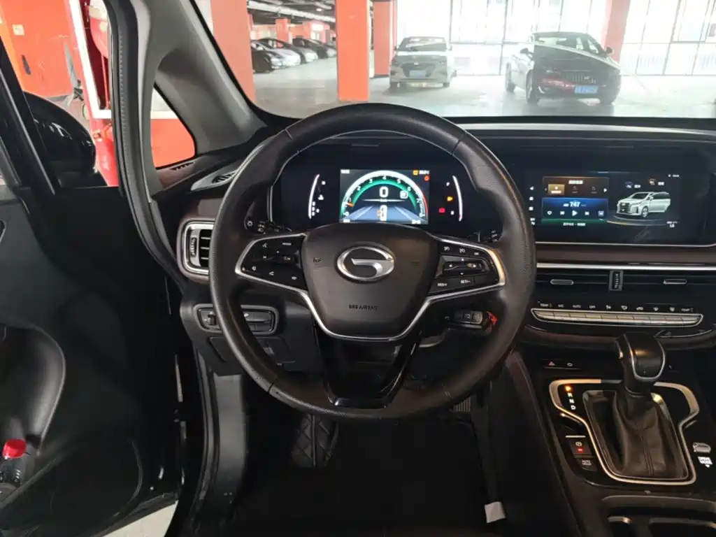 GAC Trumpchi M6 2022 — фото 11