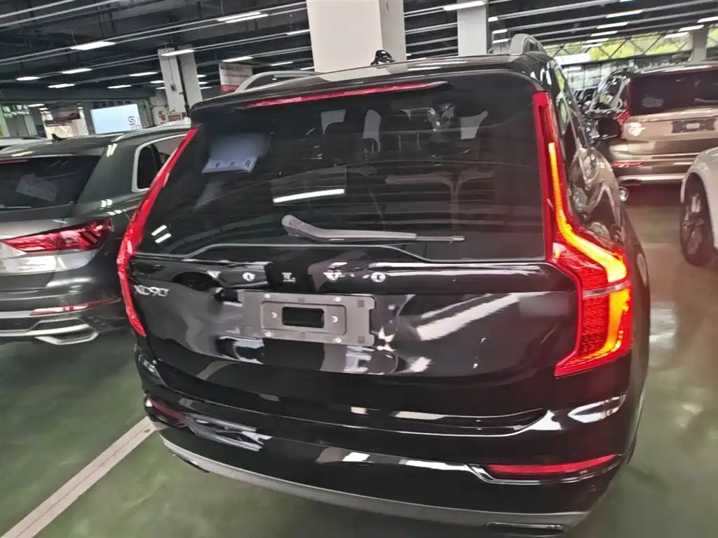 Volvo XC90 2016 — фото 6