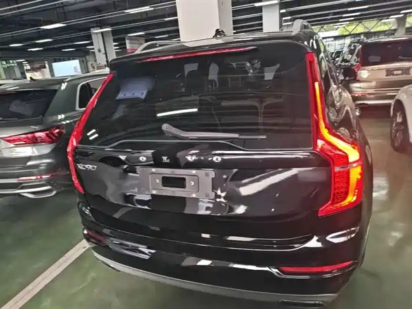 Volvo XC90 2015