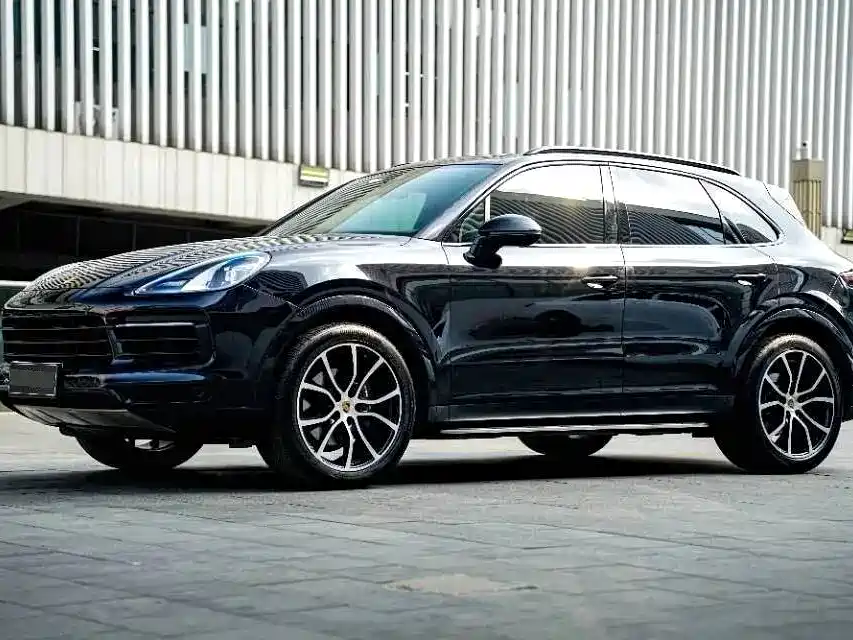 Porsche Cayenne 2022
