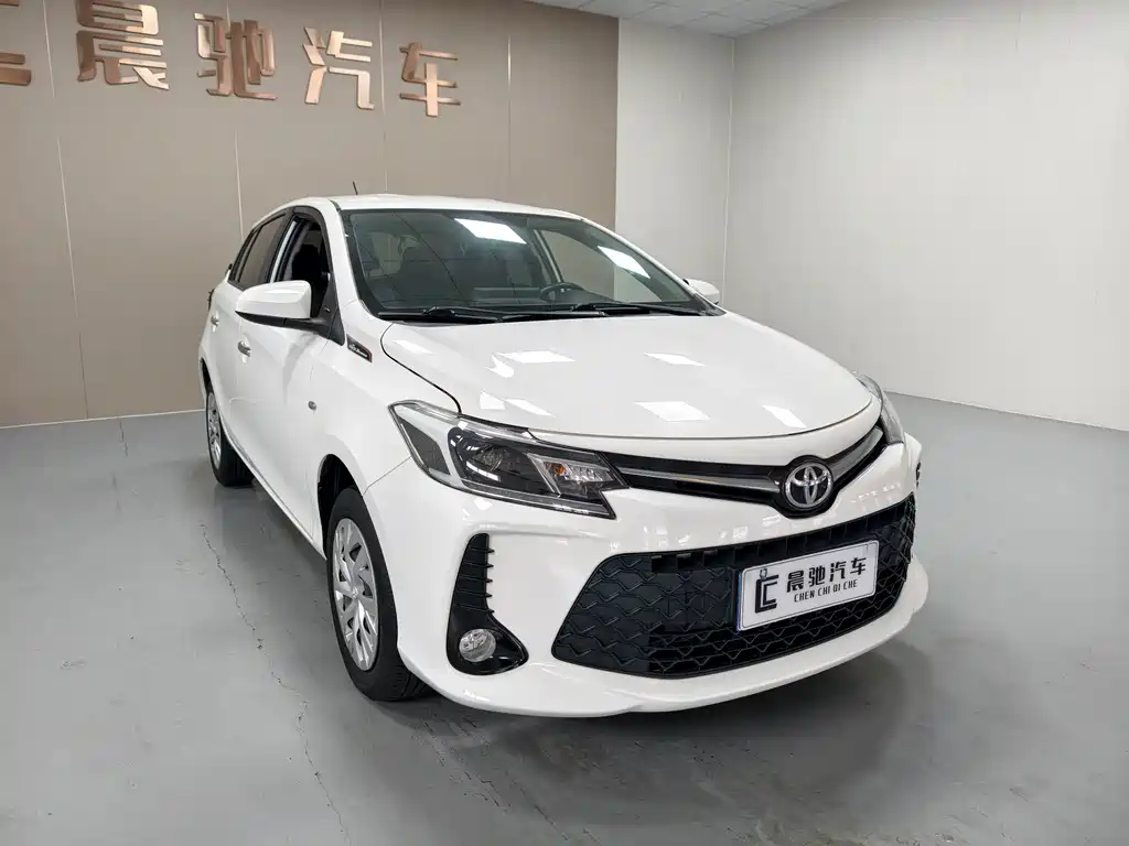 Toyota Vios FS 2023