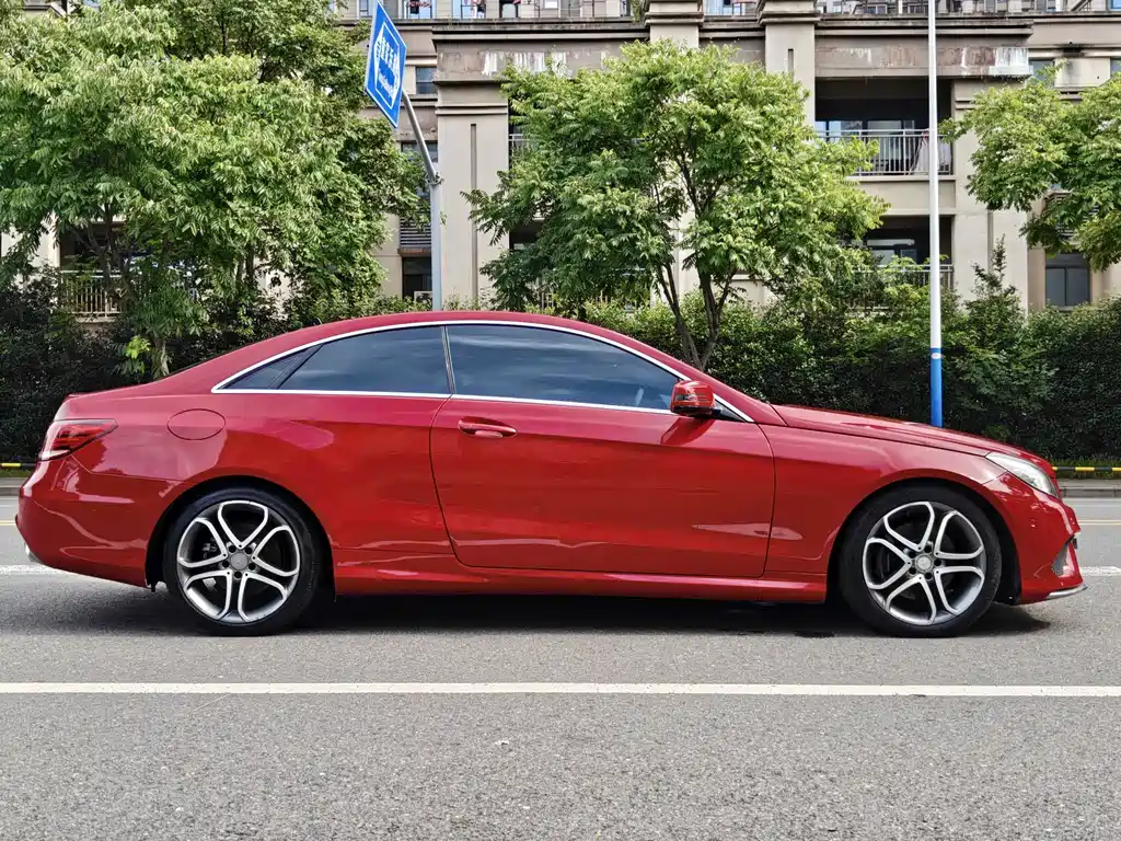 Mercedes-Benz E-Class 2015