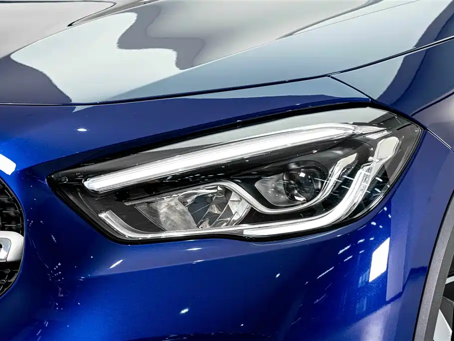 Mercedes-Benz GLA 2020